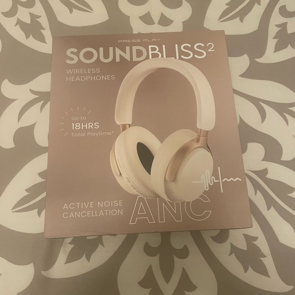 SoundBliss² Over-Ear Headphones - Cream